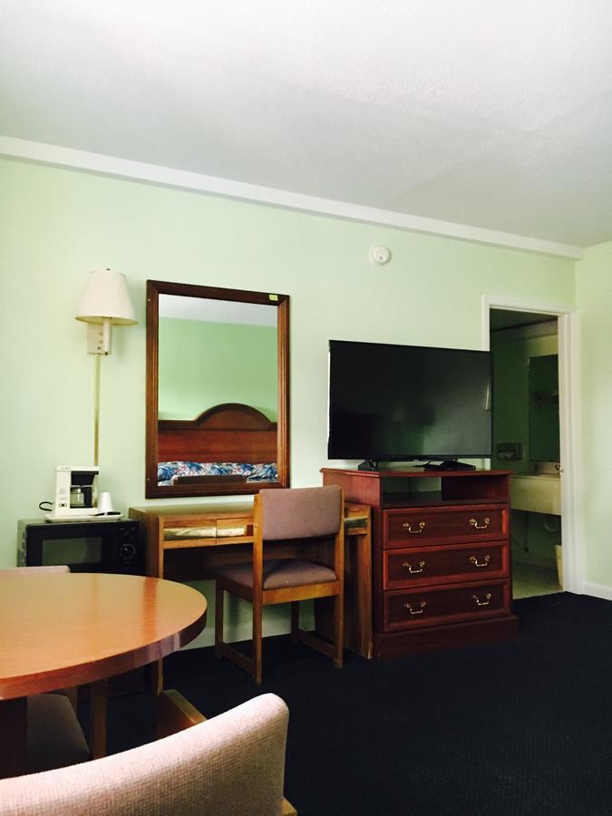 Relax Inn Folkston Extérieur photo